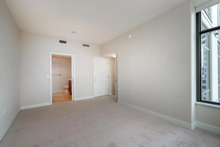 700 W E St 1803, San Diego, California 92101