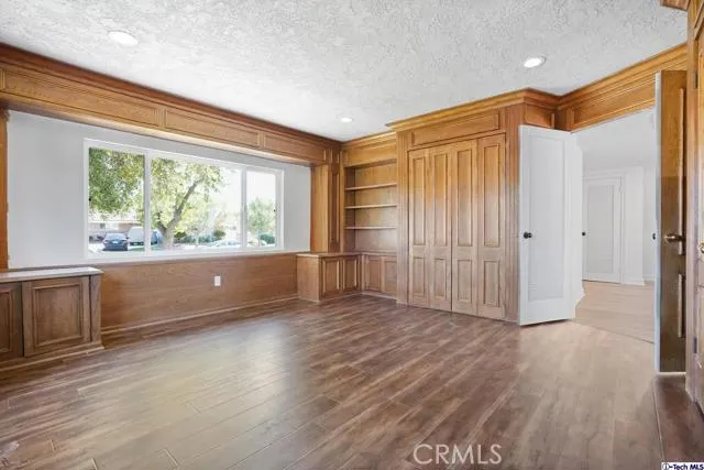 9253 Gerald Avenue, Northridge, California 91343