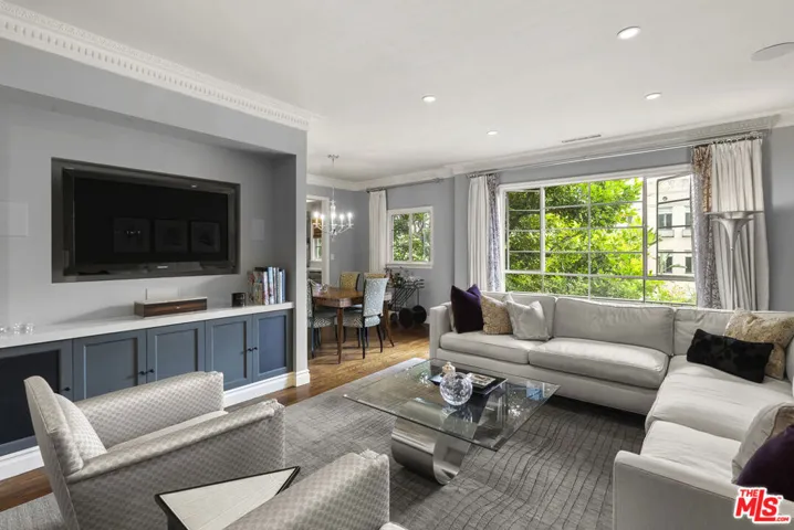 9601 Charleville Boulevard 12, Beverly Hills, California 90212