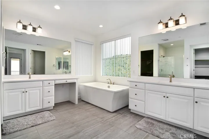 24365 W Stone Bend Lane, West Hills, California 91304
