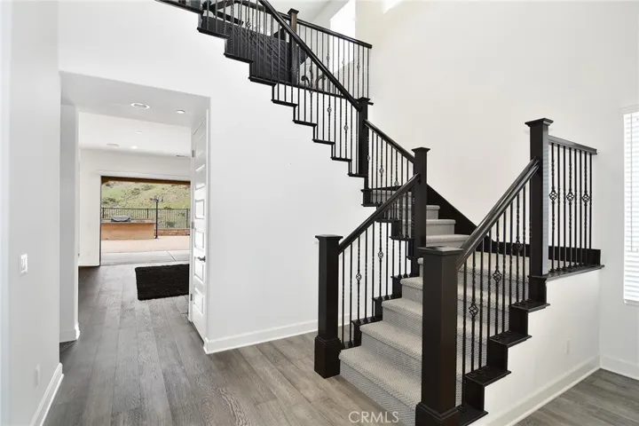 24365 W Stone Bend Lane, West Hills, California 91304