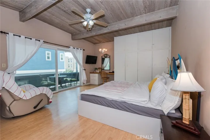 UPSTAIRS UNIT FIRST BEDROOM