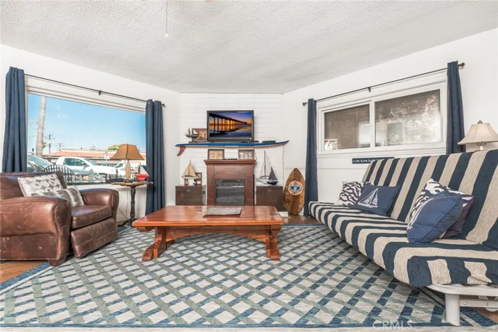 DOWNSTAIRS UNIT