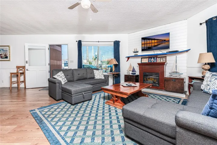 DOWNSTAIRS UNIT