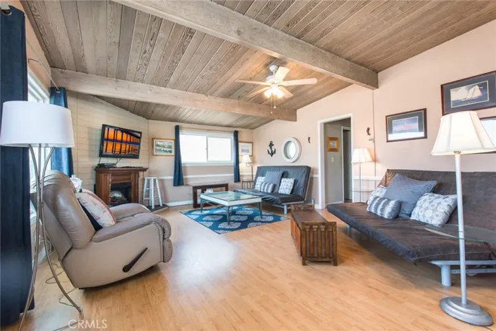 UPSTAIRS UNIT
