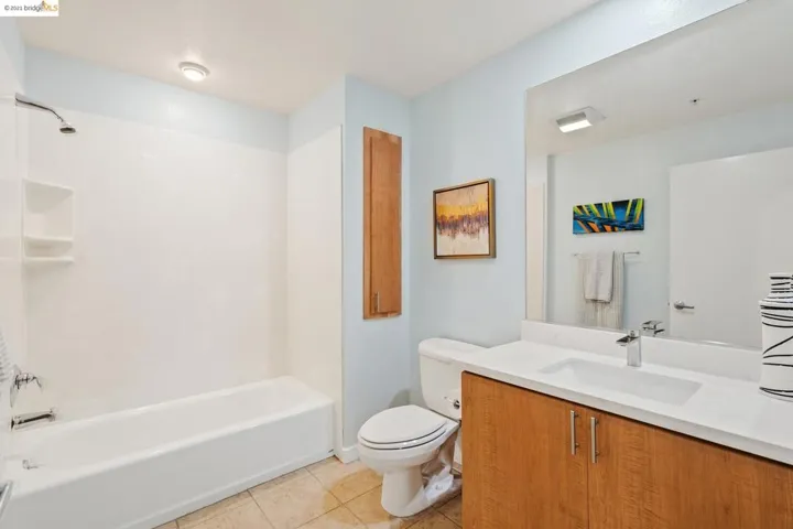 3090 Glascock St 306, Oakland, California 94601