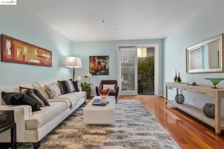 3090 Glascock St 306, Oakland, California 94601