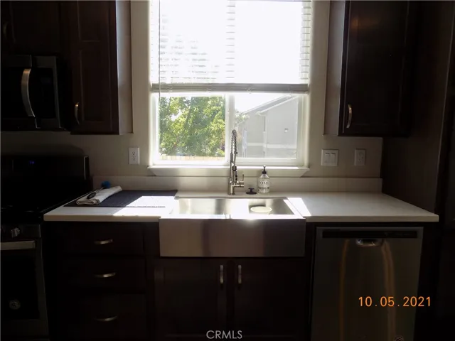 Farmhouse sink
