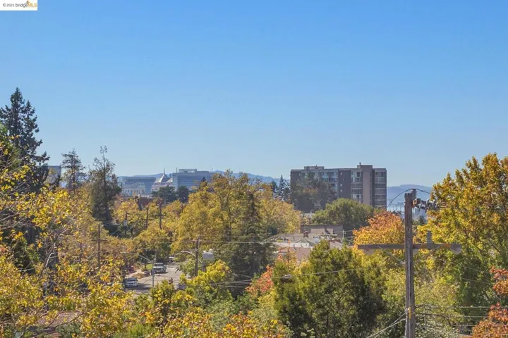 108 Moraga Ave, Piedmont, California 94611