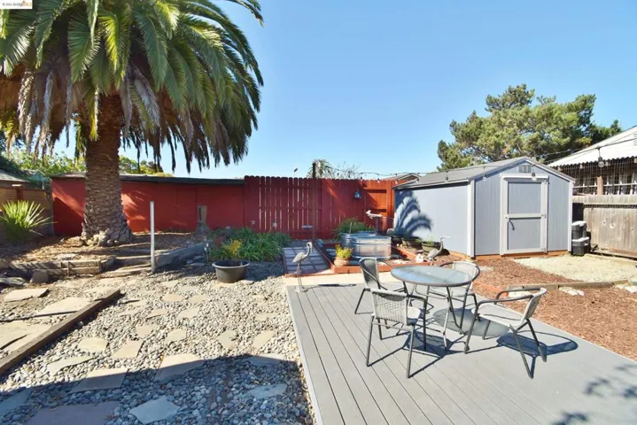 731 Lassen Street, Richmond, California 94805-1444