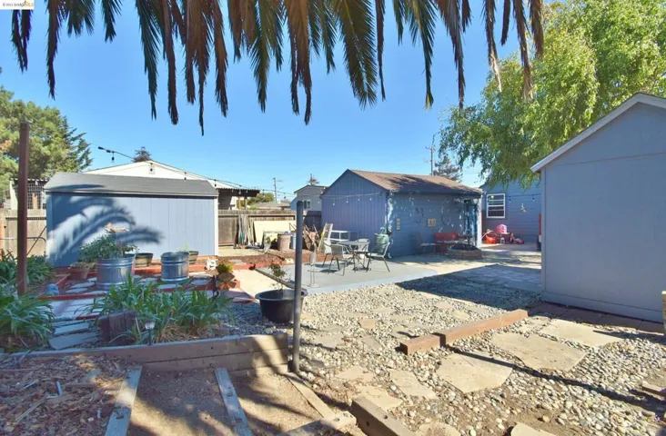 731 Lassen Street, Richmond, California 94805-1444