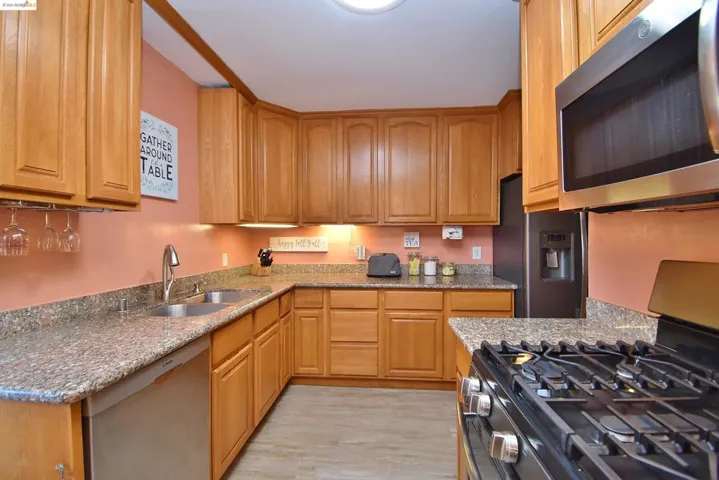 731 Lassen Street, Richmond, California 94805-1444
