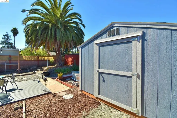 731 Lassen Street, Richmond, California 94805-1444