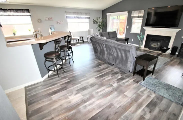 219 Tudor Ct, Oakley, California 94561