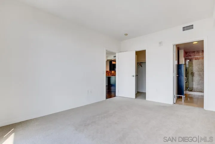 800 The Mark Ln 1109, San Diego, California 92101