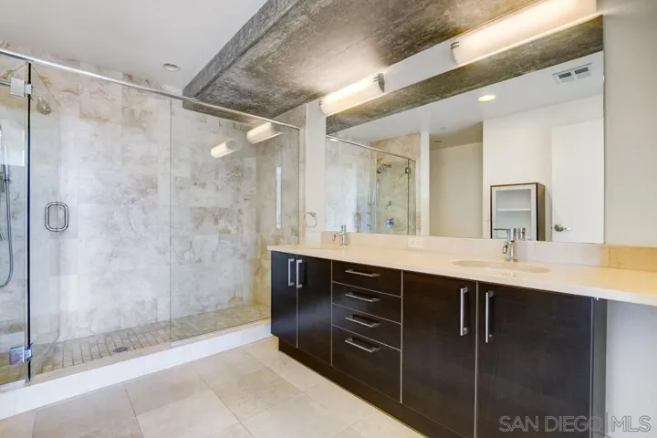 800 The Mark Ln 1109, San Diego, California 92101