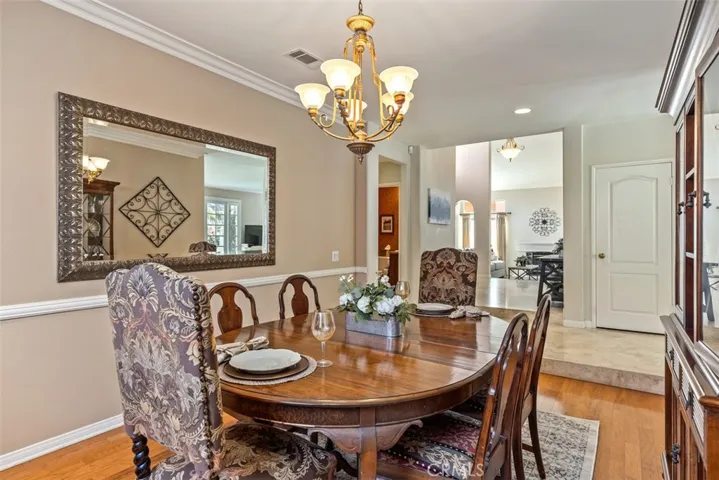 Formal Dining Room for those special occasions