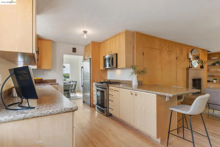 854 Pomona Ave, El Cerrito, California 94530