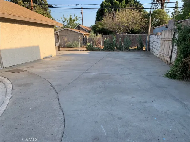 626 W Center Street, Pomona, California 91768