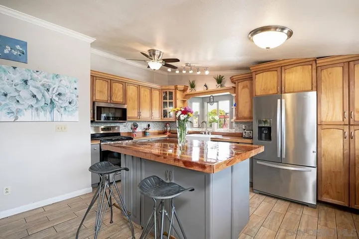 13055 Conley St, Poway, California 92064