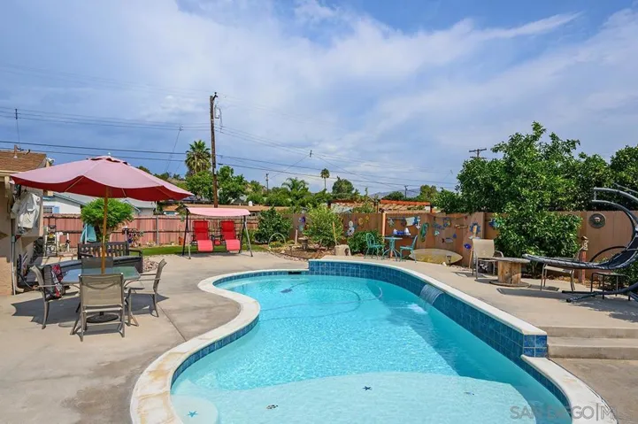 13055 Conley St, Poway, California 92064