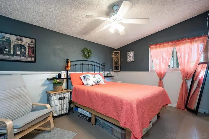 13055 Conley St, Poway, California 92064