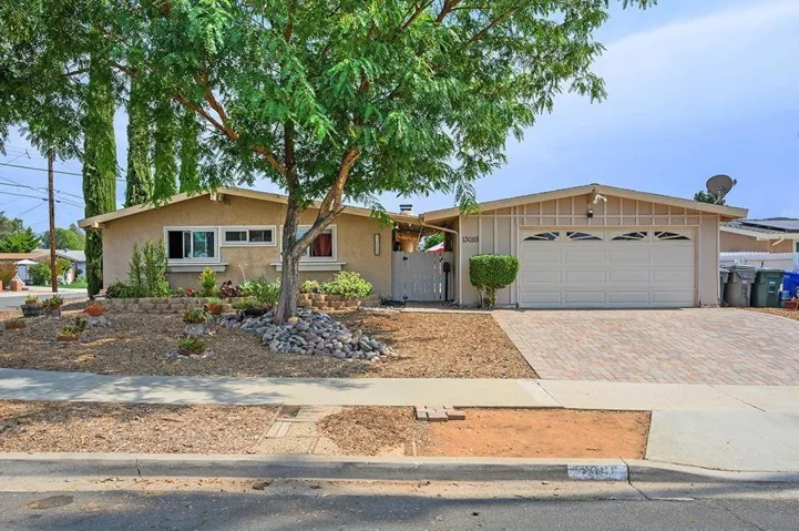 13055 Conley St, Poway, California 92064