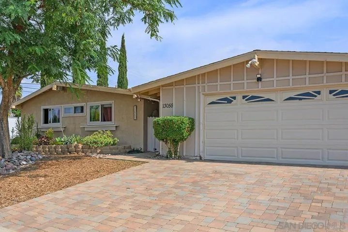 13055 Conley St, Poway, California 92064