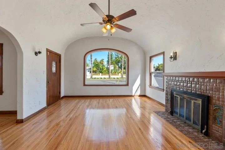 3195 Juniper, San Diego, California 92104