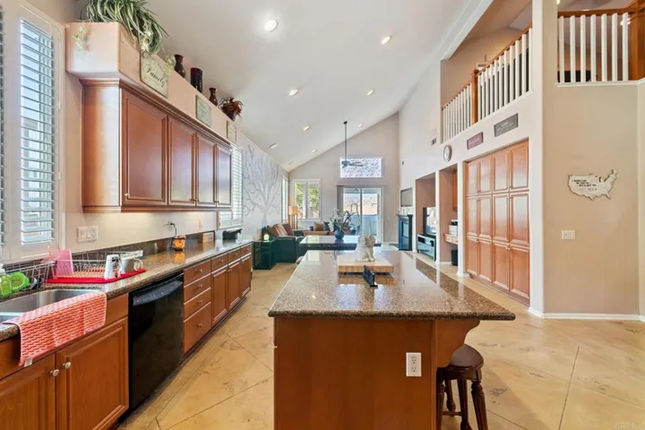 785 Suncup Circle, Hemet, California 92543