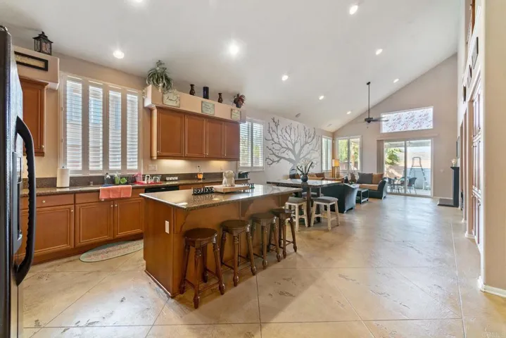 785 Suncup Circle, Hemet, California 92543