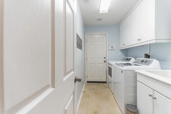785 Suncup Circle, Hemet, California 92543