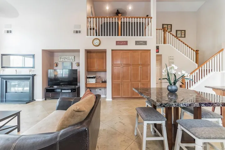 785 Suncup Circle, Hemet, California 92543