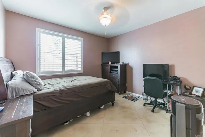 785 Suncup Circle, Hemet, California 92543