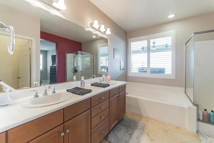 785 Suncup Circle, Hemet, California 92543