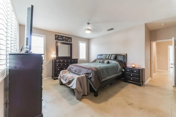 785 Suncup Circle, Hemet, California 92543