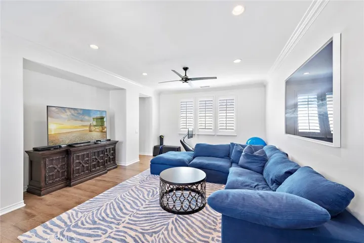 Upper level bonus/media room