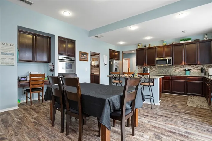 26397 Flaxleaf Drive, Menifee, California 92584