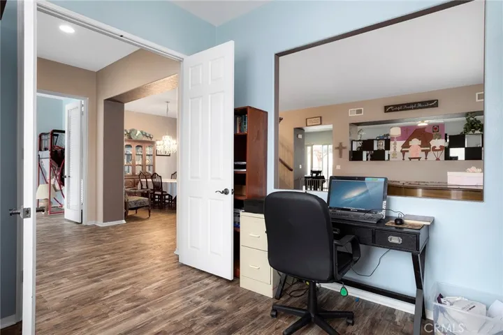 Entry Office