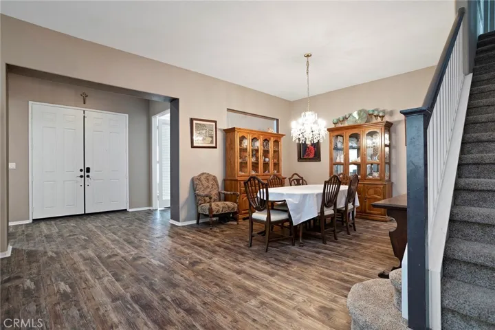 Formal Dining