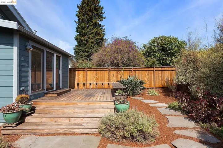 2421 Edwards Street, Berkeley, California 94702
