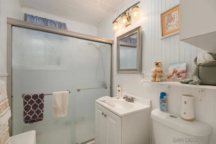 13630 Regentview Ave, Bellflower, California 90706