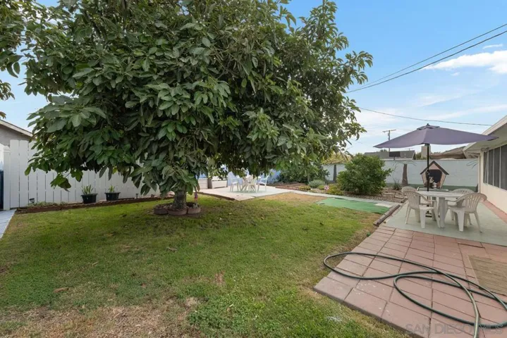 13630 Regentview Ave, Bellflower, California 90706