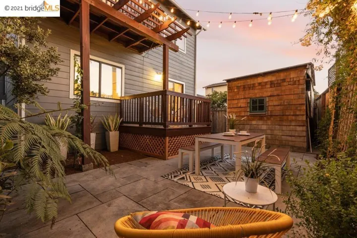 2434 Byron St, Berkeley, California 94702