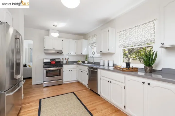 2434 Byron St, Berkeley, California 94702
