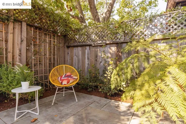 2434 Byron St, Berkeley, California 94702