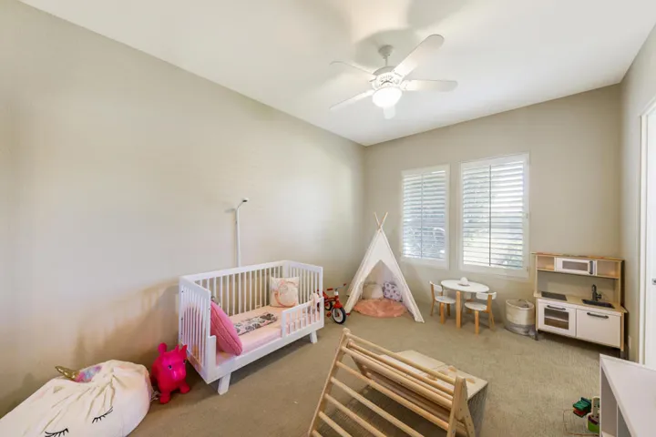66 Laken Lane-24
