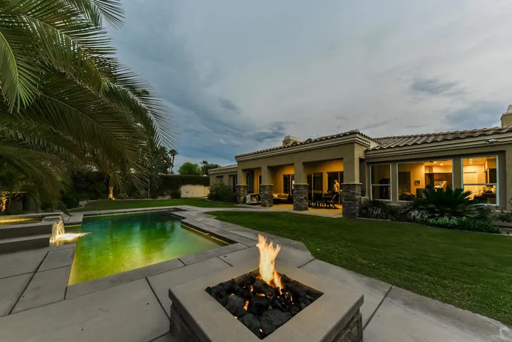 66 Laken Lane - firepit