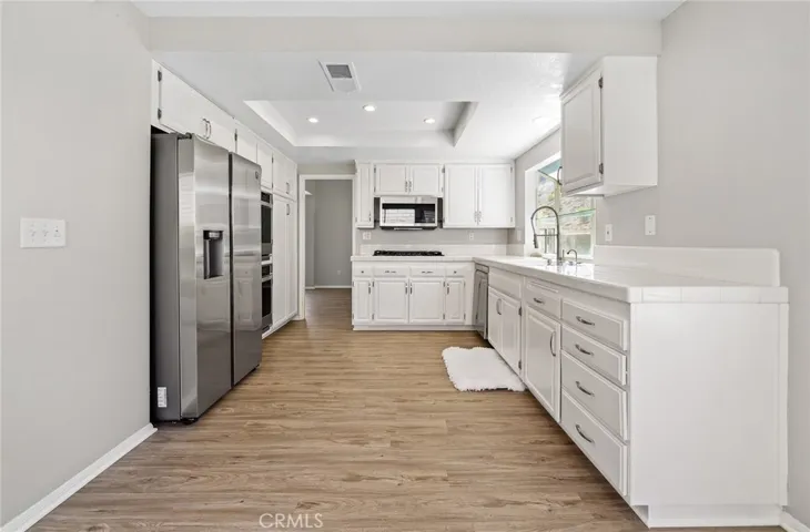 27523 Mariam Place, Saugus, California 91350