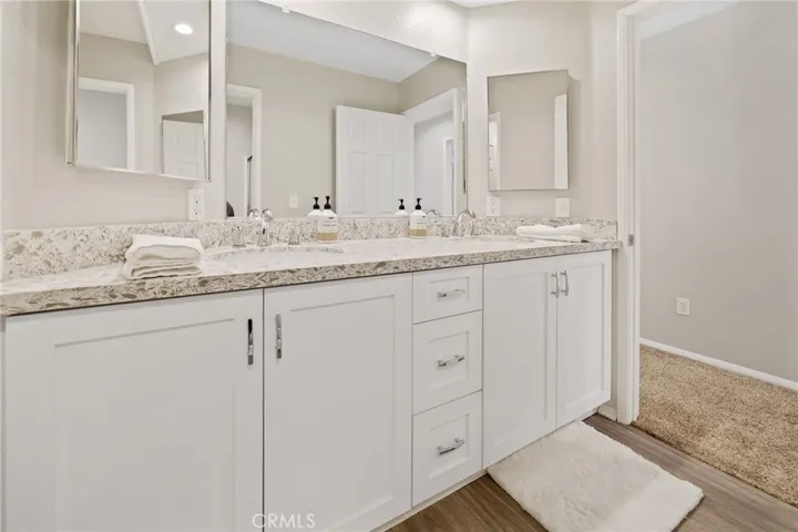 27523 Mariam Place, Saugus, California 91350